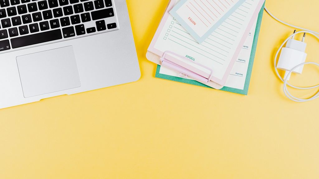 The Best Portable Multi USB Charger for Laptops and Phones