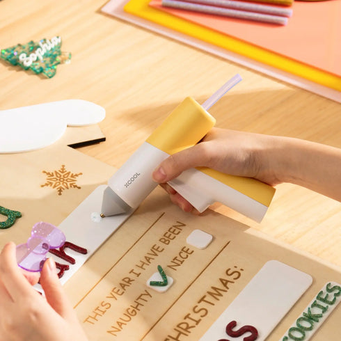 xCool CraftMate Cordless Hot Glue Gun with 30 Glue Sticks